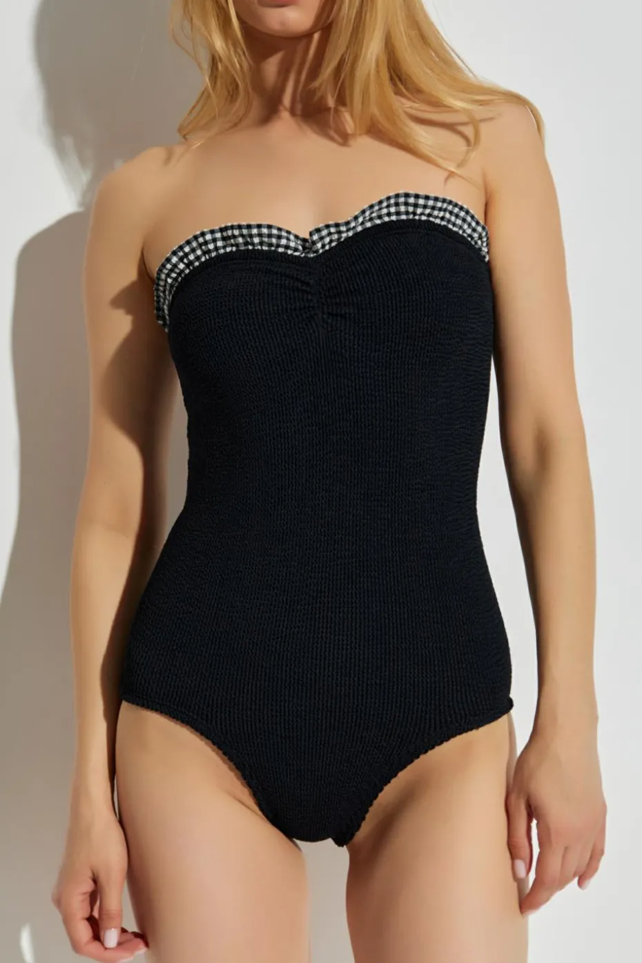 Hunza G BLACK One-piece swimsuit "Dolly"