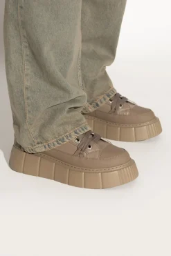 Inuikii beige "Leather Matilda" shoes