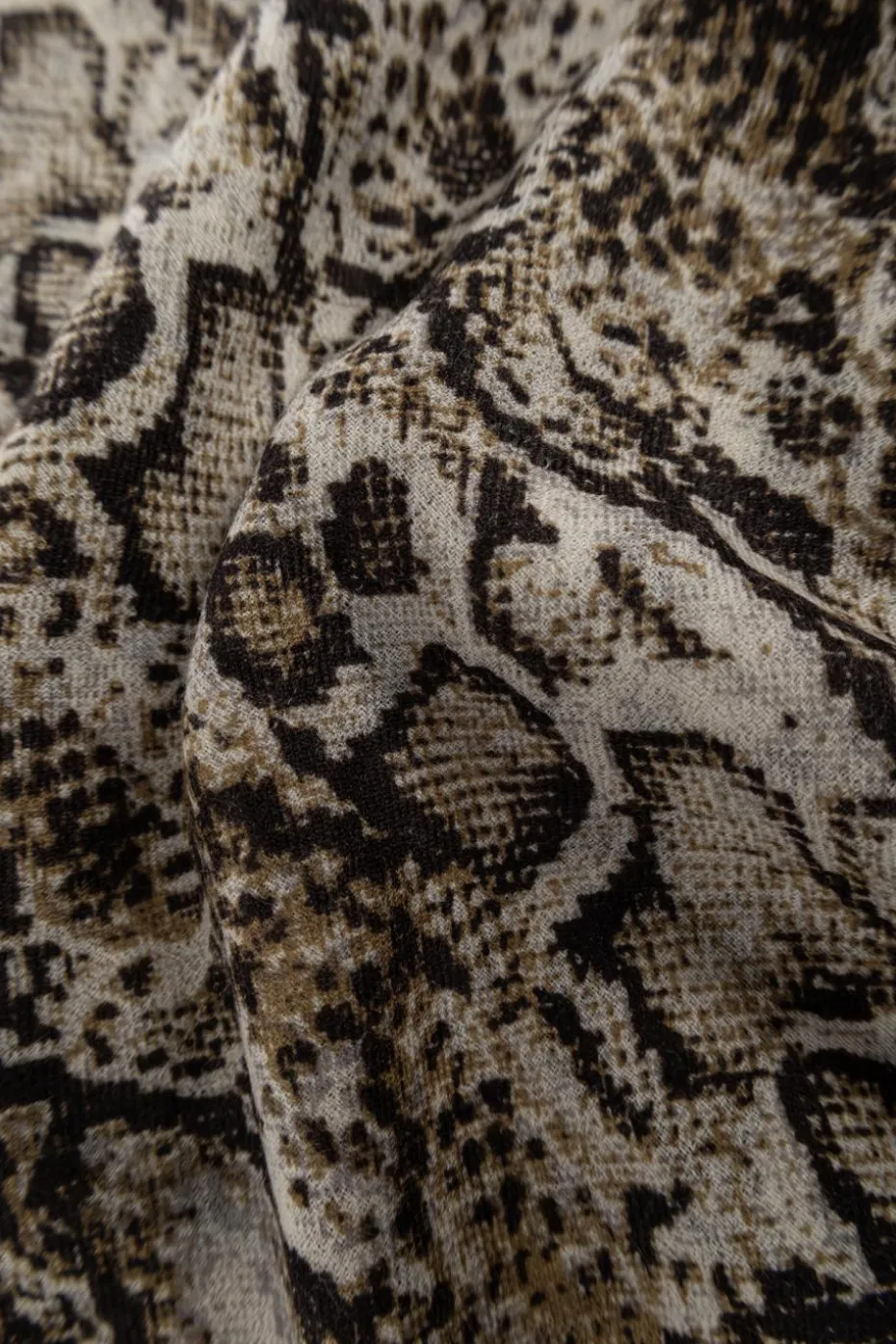 Isabel Marant beige Scarf "Madicia"