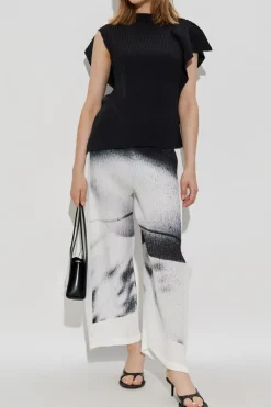 Issey Miyake BLACK Pleated top