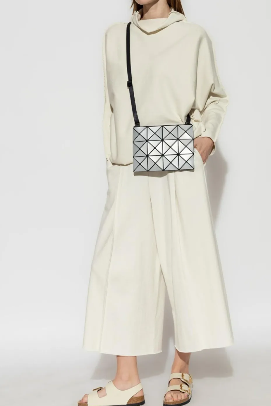 Issey Miyake cream Pleated pants
