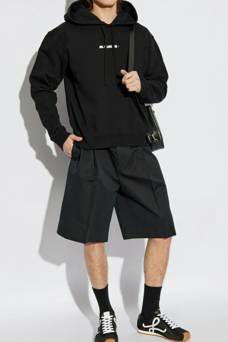JIL SANDER BLACK Shorts with belt