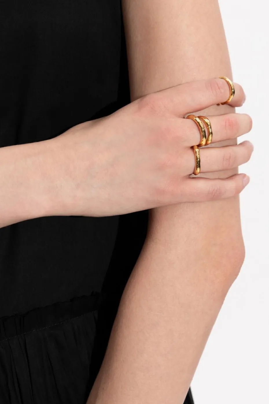 JIL SANDER GOLD Set of four rings