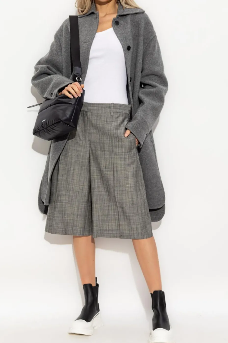 JIL SANDER GREY Creased shorts