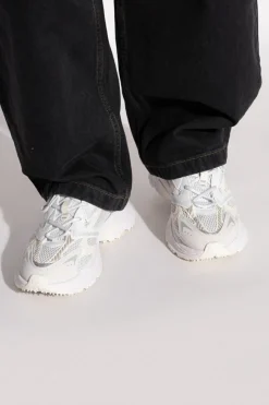 Lacoste WHITE Sports shoes "L003 Neo Shot"