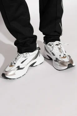 Lacoste WHITE Sports shoes `L003 Neo Shot`
