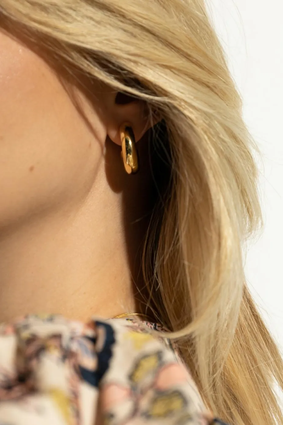 LIÉ STUDIO GOLD Earrings "Rose"