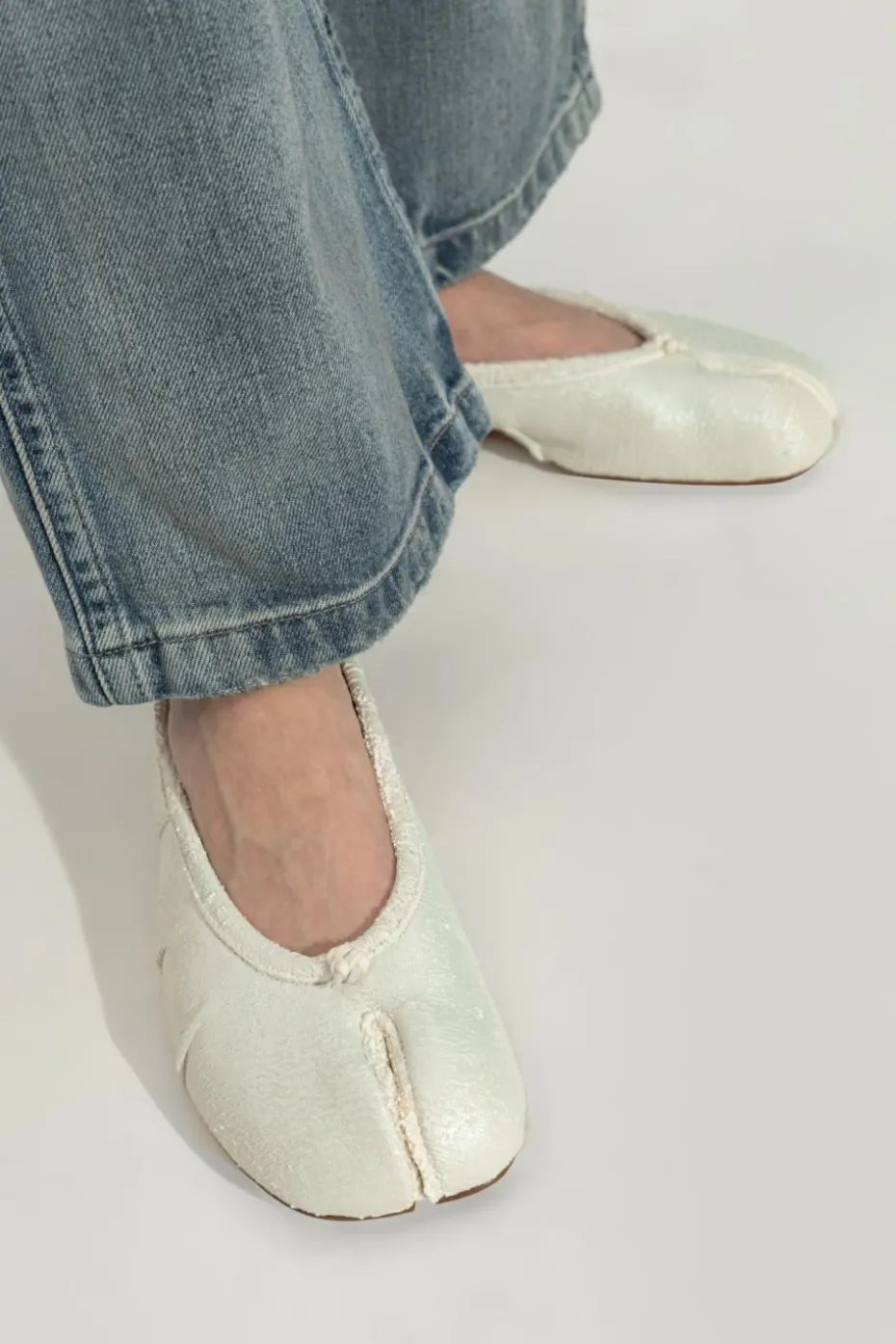 Maison Margiela WHITE tabi cut-out ballerinas