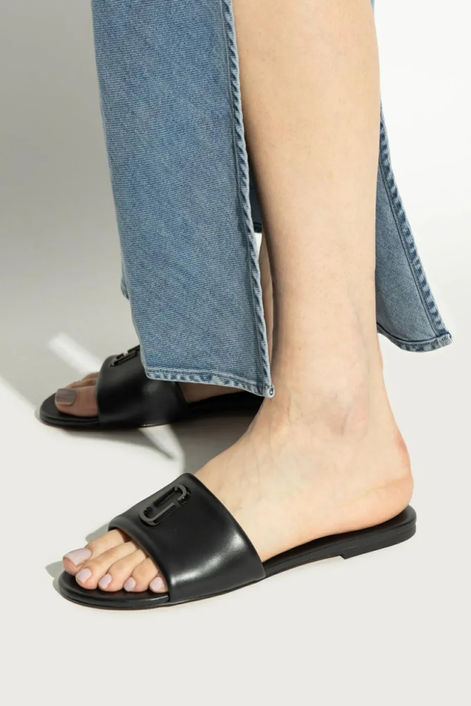 Marc Jacobs BLACK Leather slides