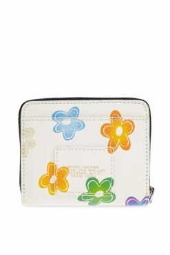 Marc Jacobs cream Wallet with logo