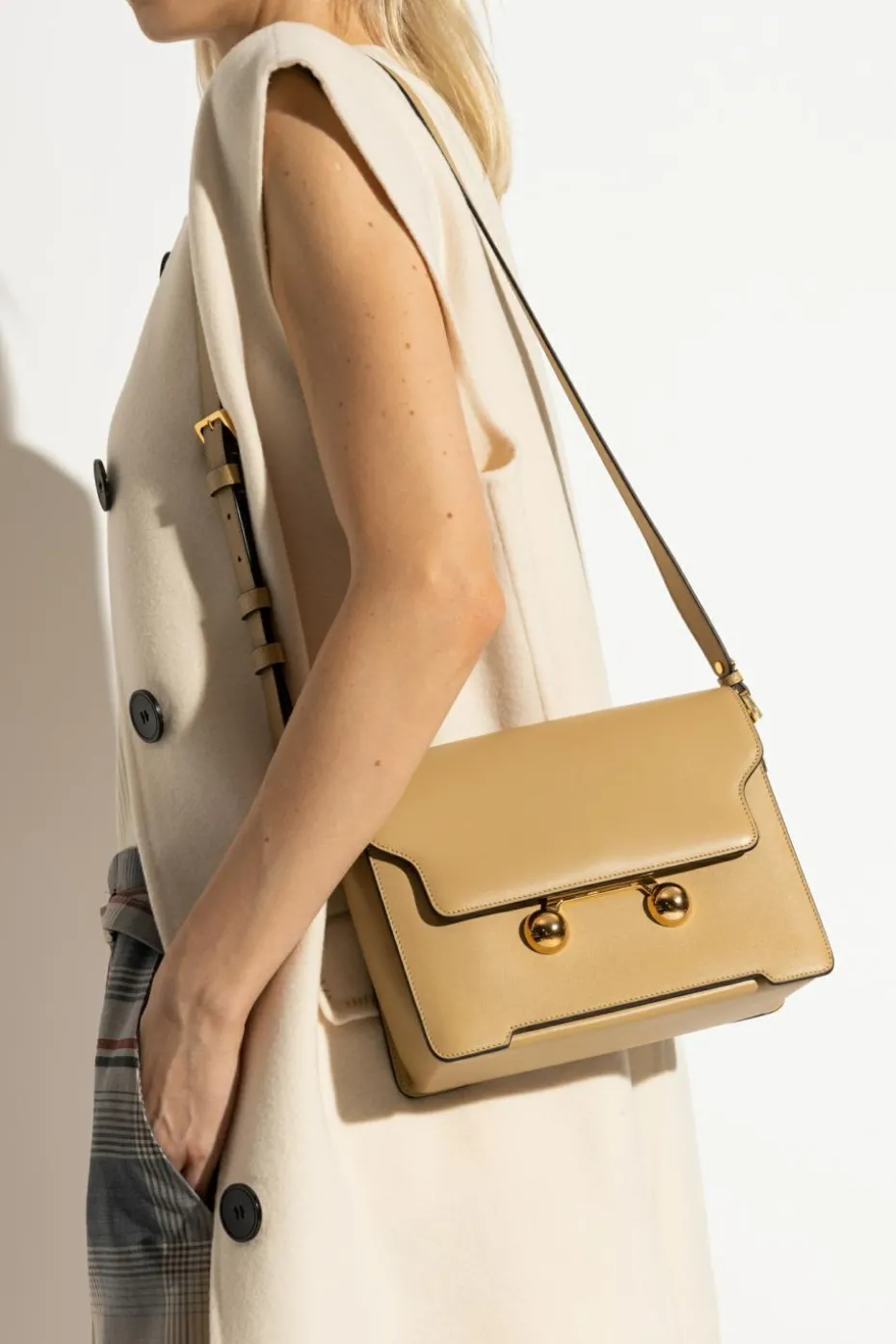 Marni beige Shoulder bag Trunkaroo Medium