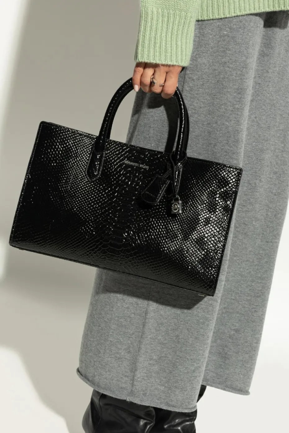 Michael Michael Kors BLACK Handbag `Scarlett Medium`