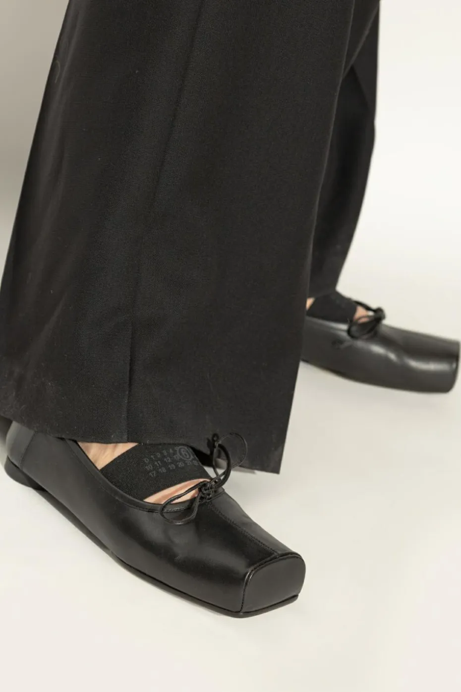 MM6 Maison Margiela BLACK Leather ballet flats