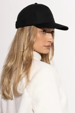 Moncler BLACK Cap
