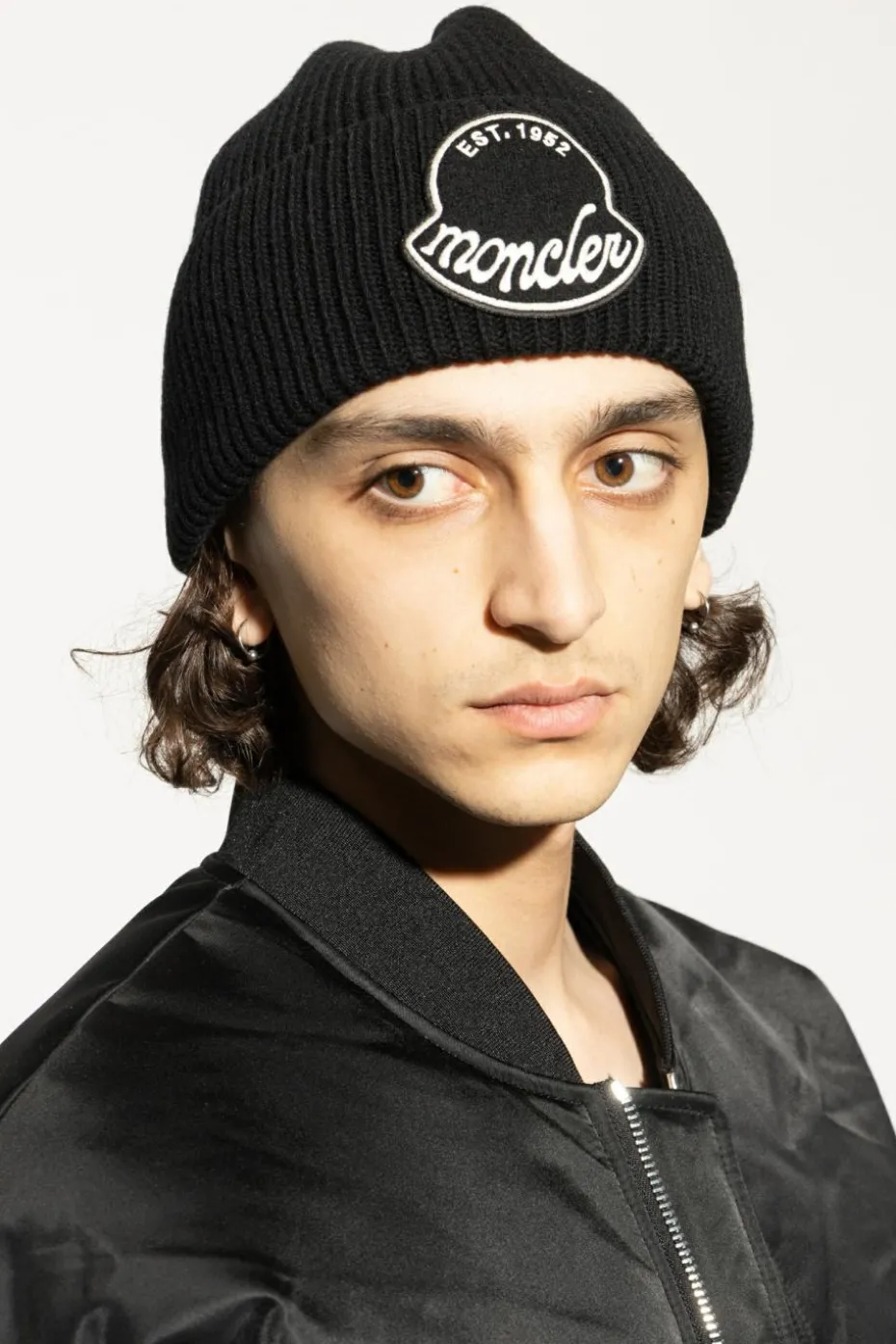Moncler BLACK Wool beanie with logo patch