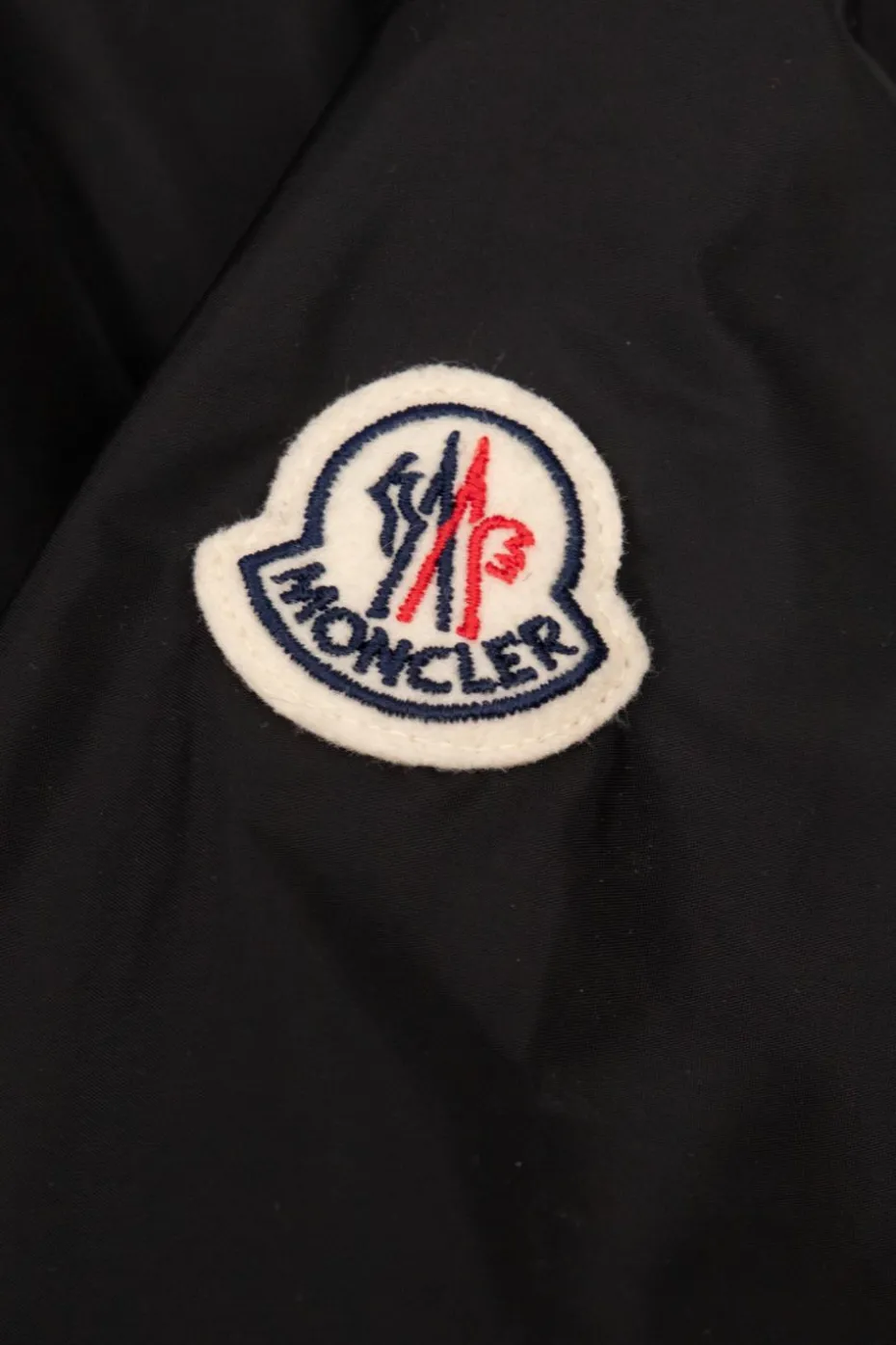 Moncler Enfant BLACK ‘Joly’ Jacket