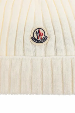 Moncler Enfant cream Wool beanie with logo patch