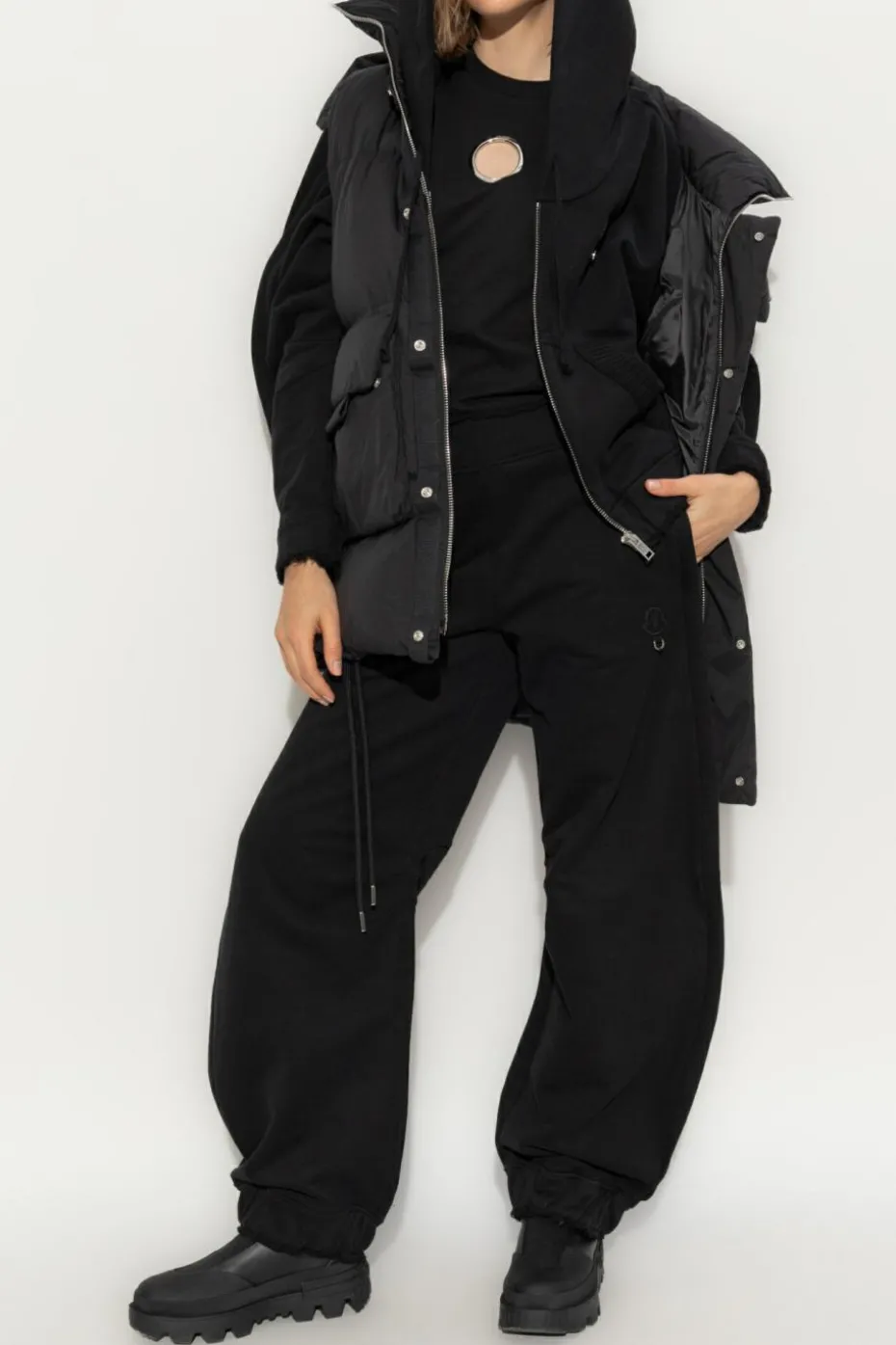 Moncler Genius BLACK 6 MONCLER WILLOW SMITH