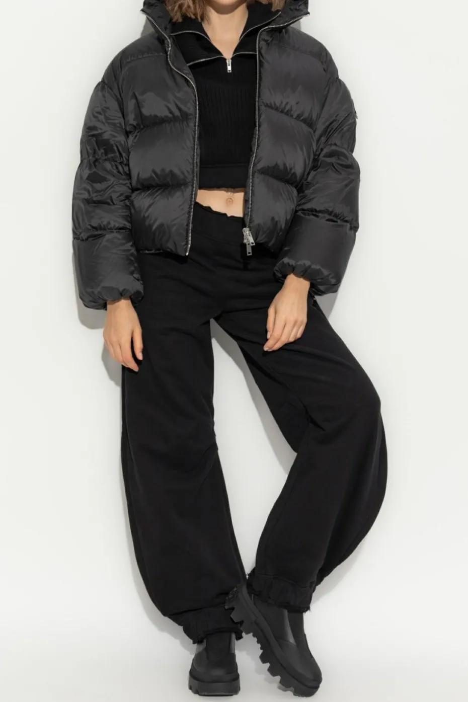 Moncler Genius BLACK 6 MONCLER WILLOW SMITH