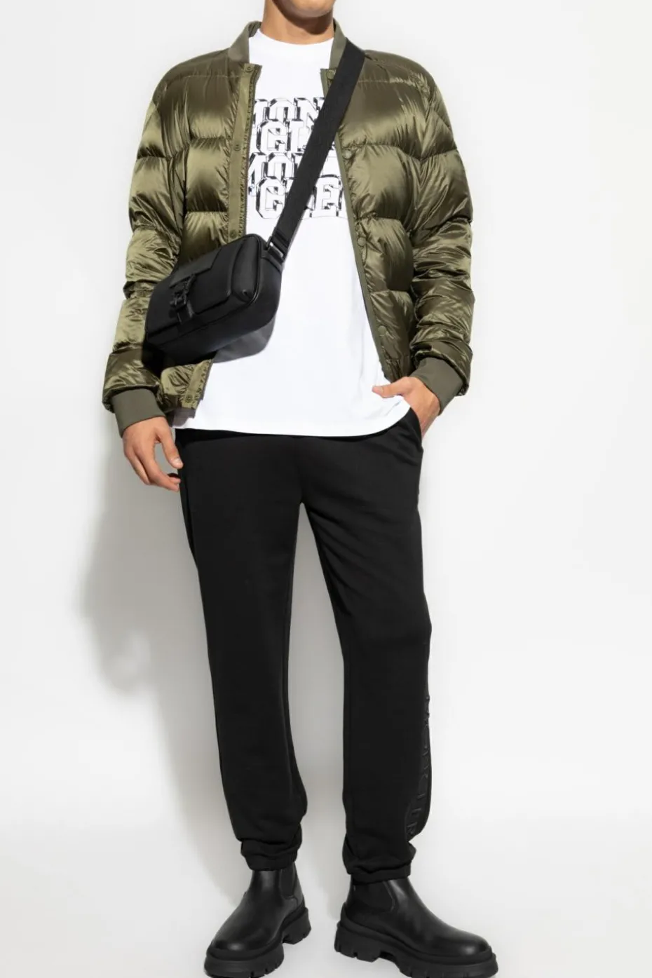 Moncler WHITE T-shirt with Logo