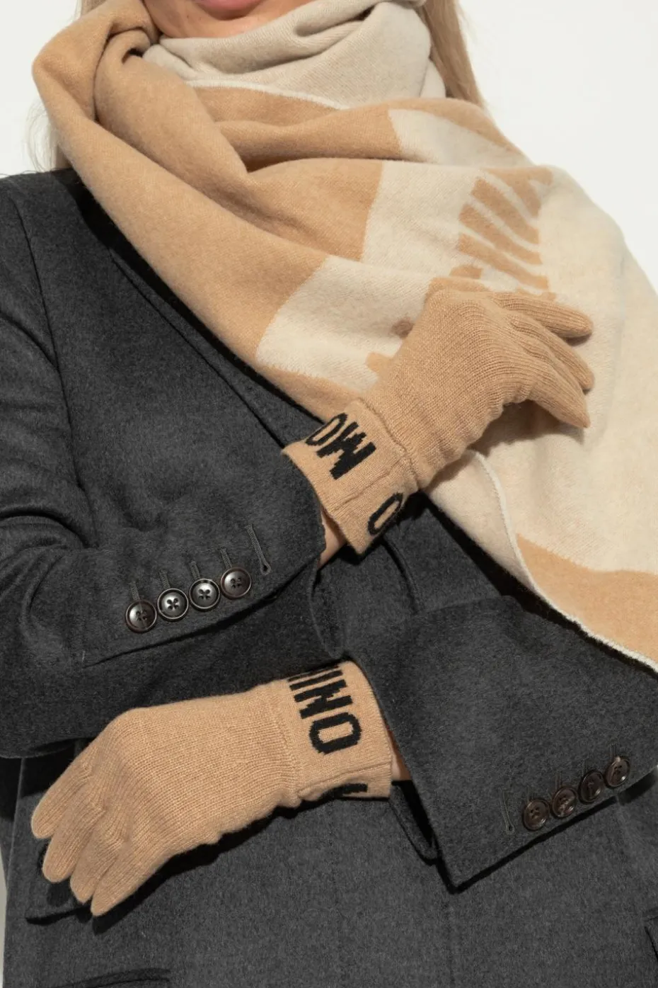 Moschino beige Gloves with logo