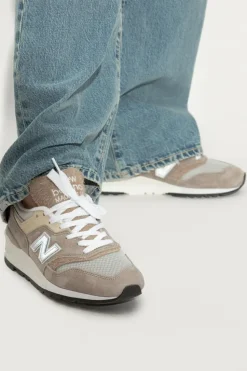New Balance beige Sneakers U997MG