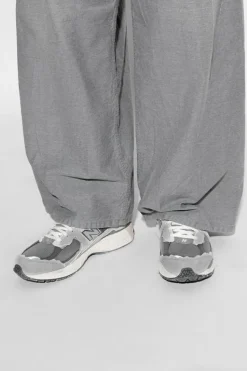 New Balance GREY Sports shoes `M2002RDA`