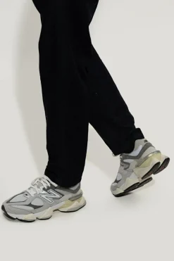 New Balance GREY ‘U9060GRY’ sneakers