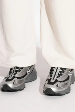 New Balance SILVER Sports shoes `M1000EGR`