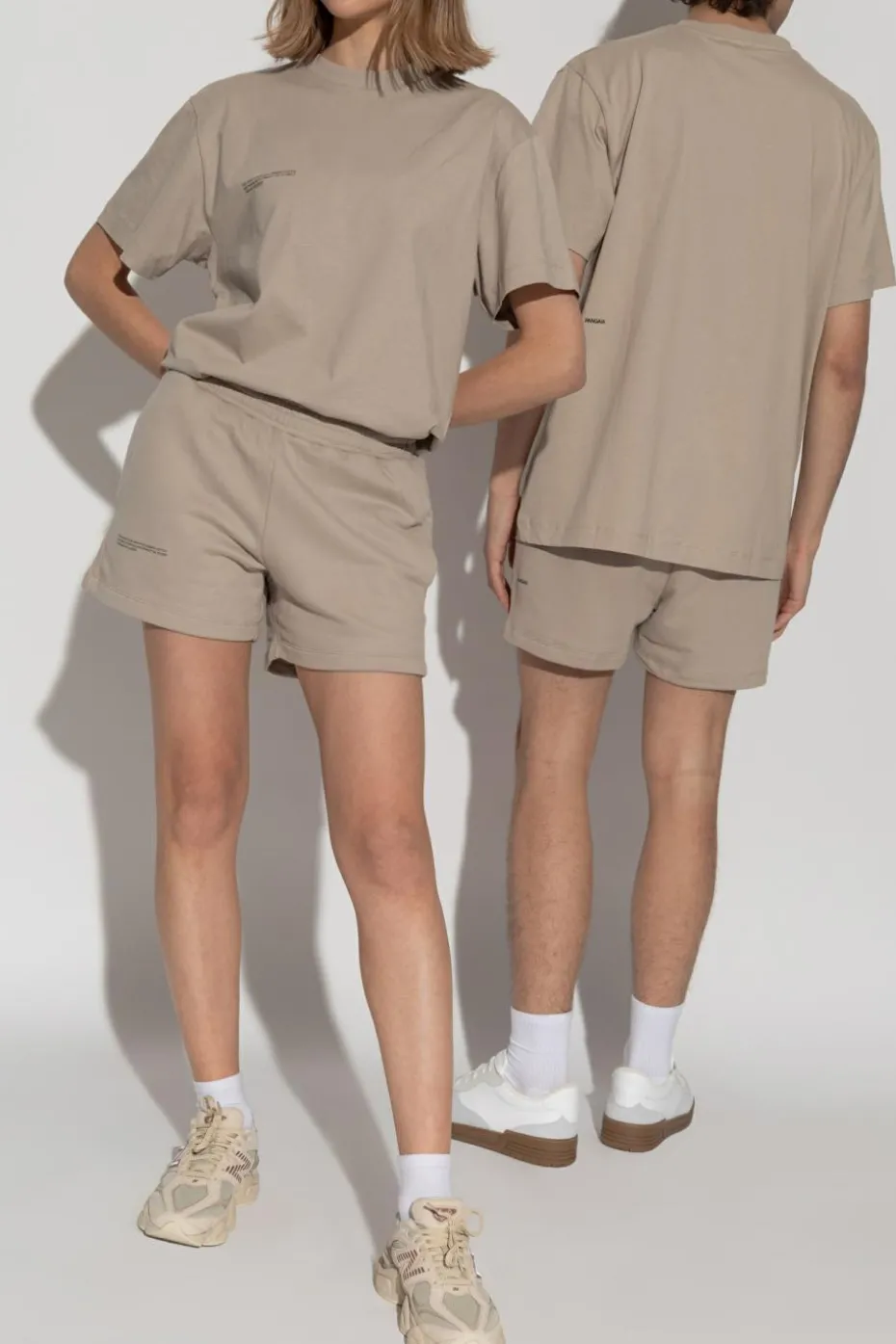 Pangaia beige Logo shorts