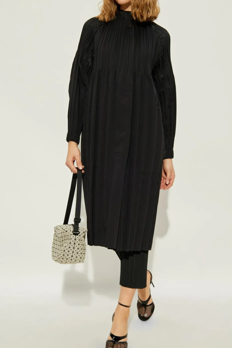 Pleats Please Issey Miyake BLACK Pleated coat