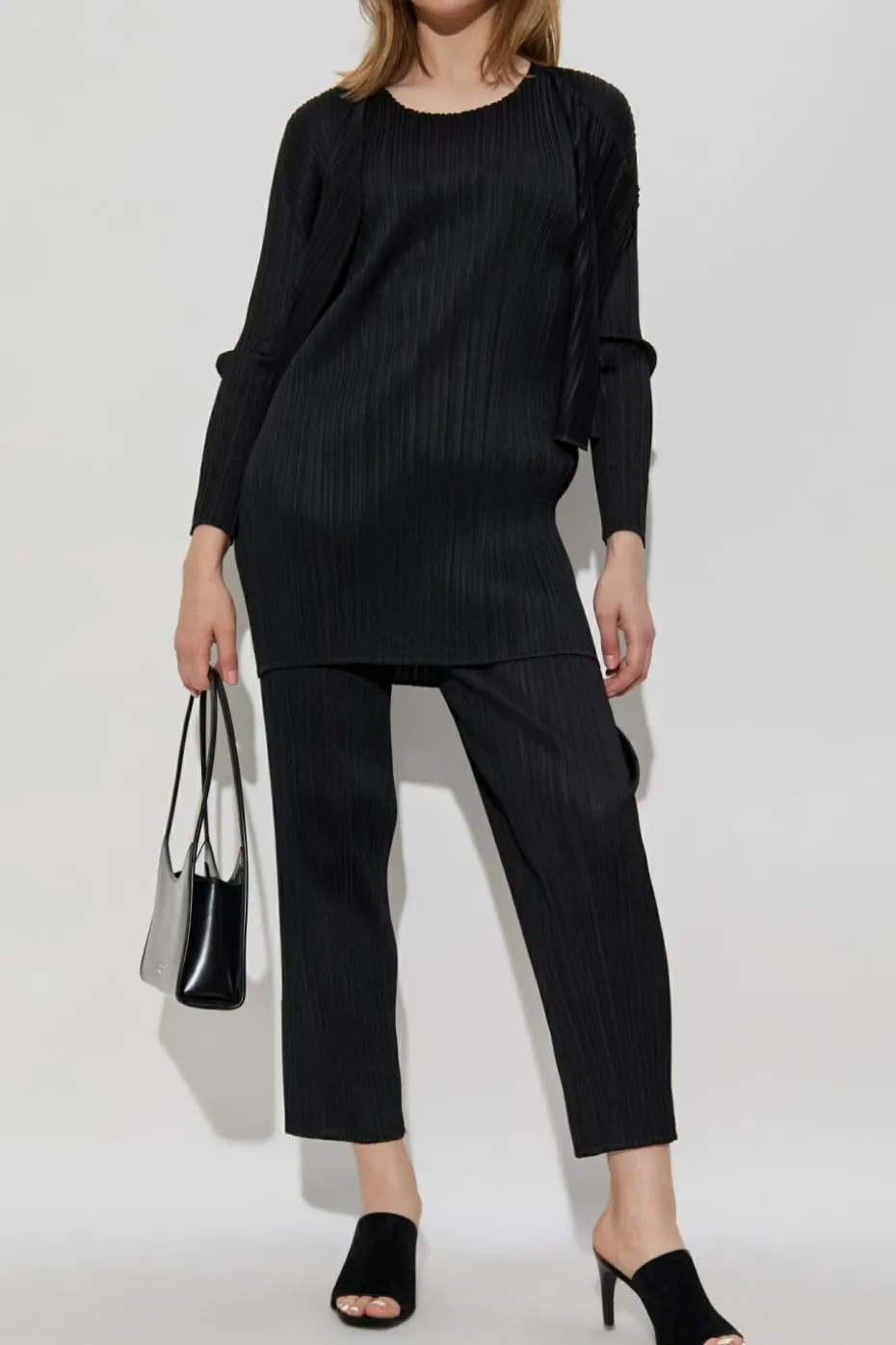 Pleats Please Issey Miyake BLACK Pleated cardigan