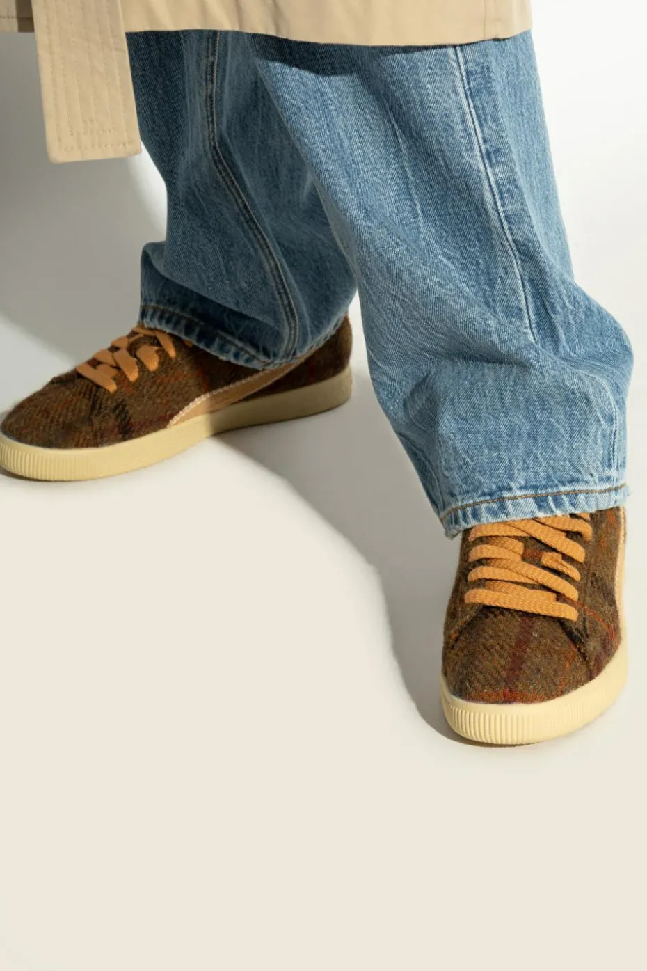 Puma BROWN Sneakers Clyde Harris Tweed