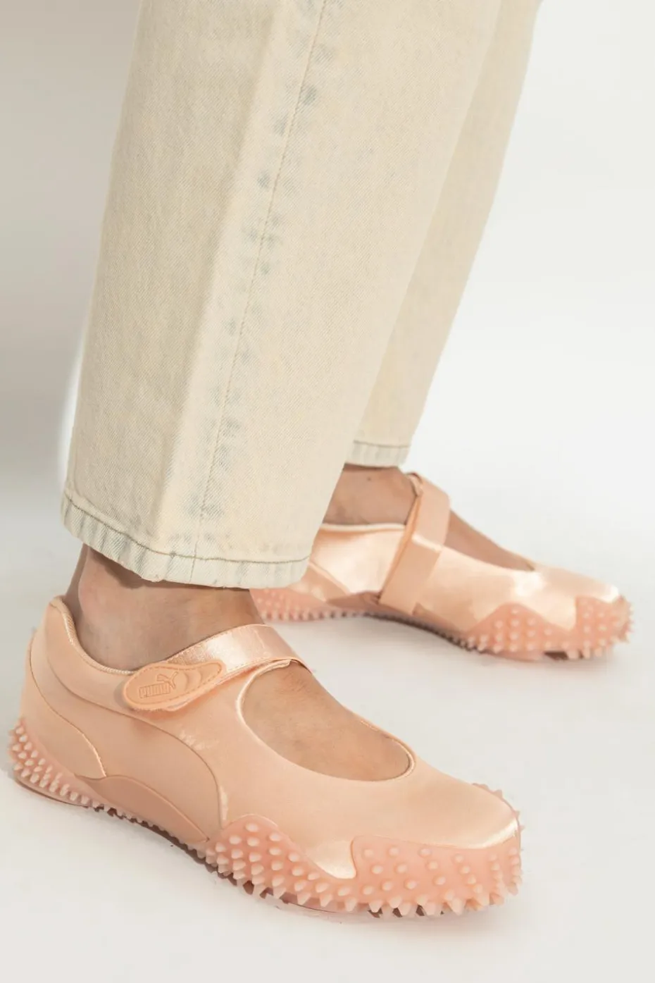 Puma PINK ‘Mosto Fey Satin’ sports shoes