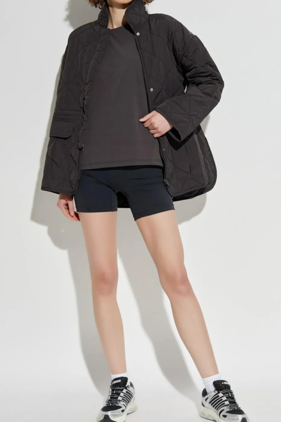 Rethinkit Studios BLACK Logo shorts