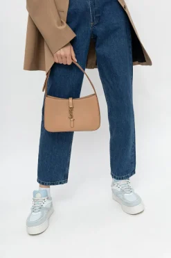 Saint Laurent beige Le 5 a 7’ shoulder bag