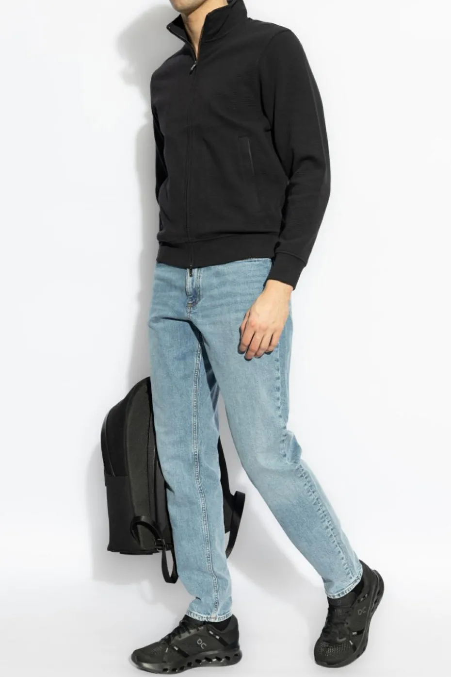Theory BLUE Jeans with tapered legs