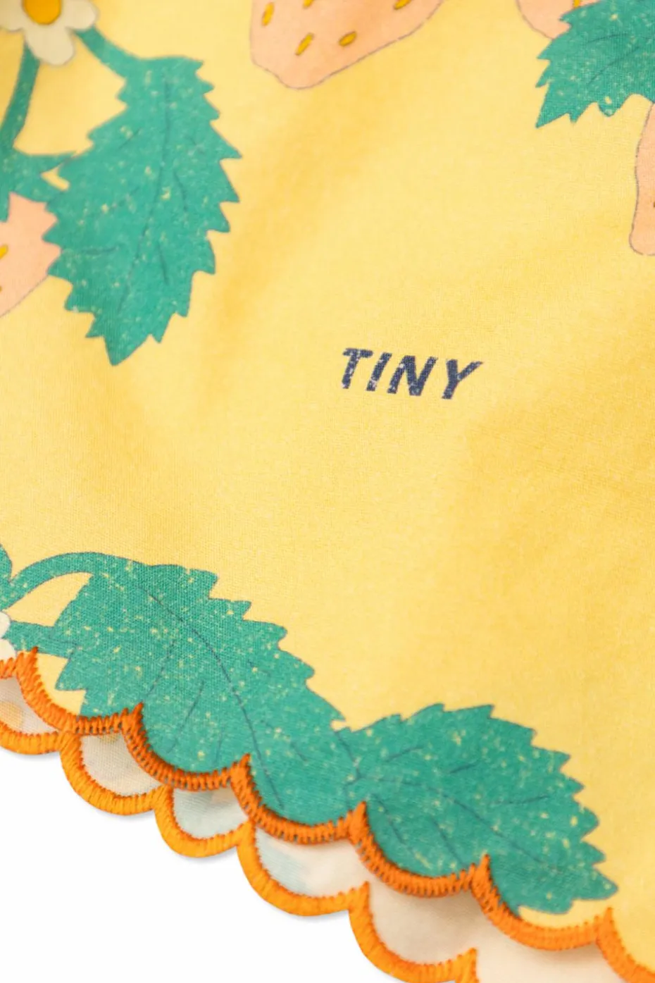 Tinycottons YELLOW Patterned shorts