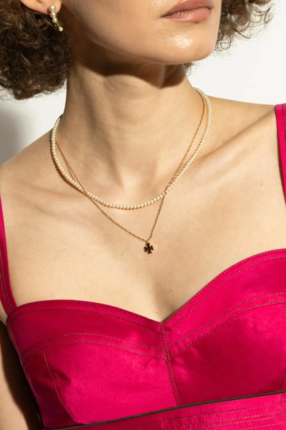 Tory Burch GOLD Pearl necklace