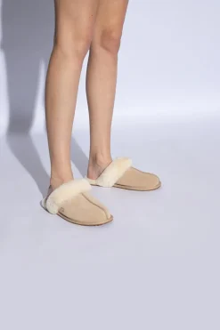 UGG beige ‘Scuffette’ slippers