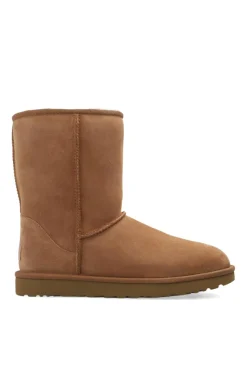 UGG BROWN ‘Classic Short II’ snow boots