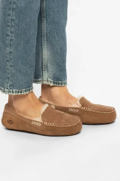 UGG BROWN ‘W Ansley’ moccasins with fur lining