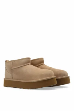 UGG Kids beige ‘K Classic Ultra Mini Platform’ snow boots