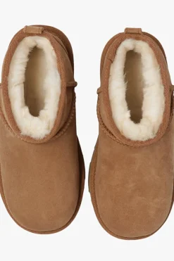 UGG Kids BROWN ‘Classic Ultra Mini’ boots