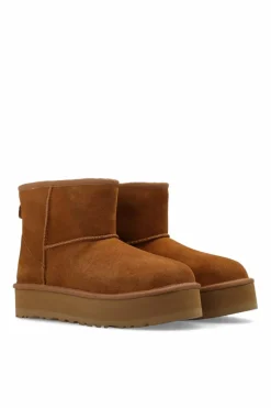 UGG Kids BROWN ‘K Classic Mini Platform’ snow boots