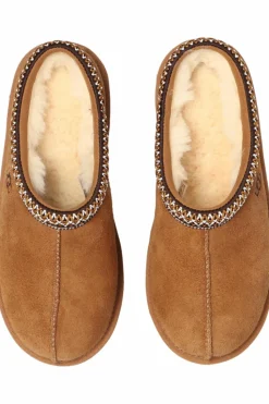 UGG Kids BROWN ‘Tasman II’ suede slides