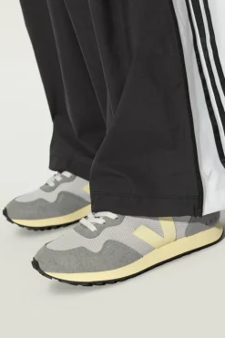 Veja GREY Sneakers SDU REC ALVEOMESH