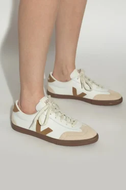 Veja WHITE Sneakers Volley O.T. Leather