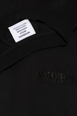 VETEMENTS BLACK T-shirt with decorative trim