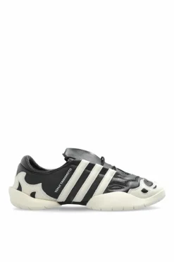 Y-3 BLACK Sport shoes āRegu 2002ā